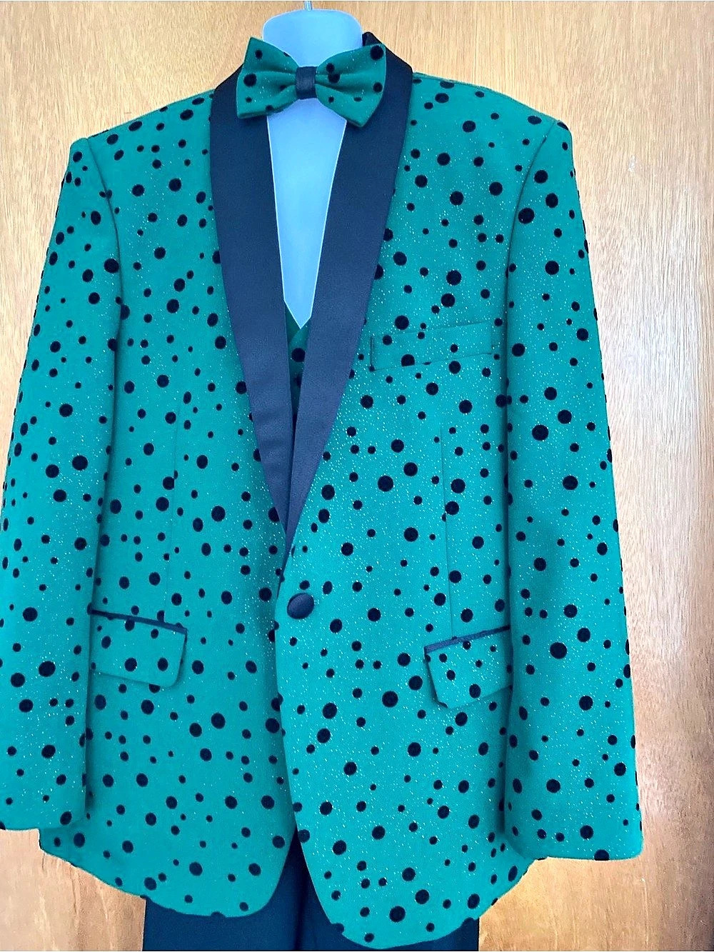 Kids World of USA Boys Polka Dot Formal Suit Set Size 14 Like New